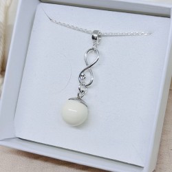 Collier avec pendentif infini & strass et perle contenant votre lait maternel C48