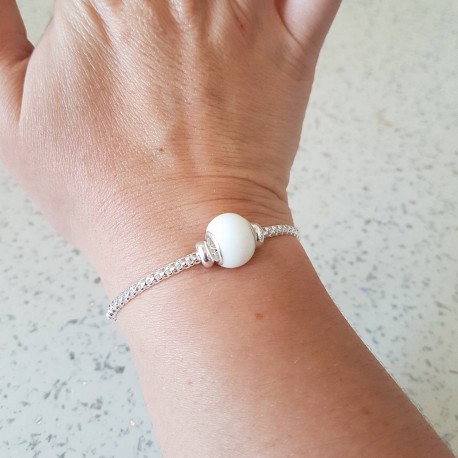 Bracelet réglable par fermoir coulissant et perle contenant votre lait maternel